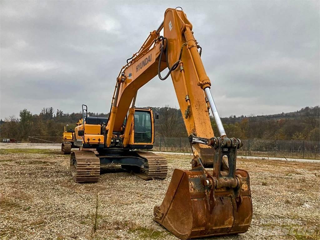 Hyundai R330-9A Vikšriniai ekskavatoriai