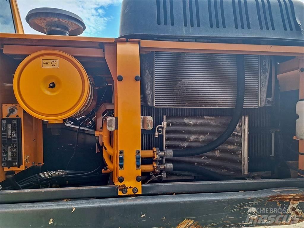 Hyundai R330LC-9 Vikšriniai ekskavatoriai
