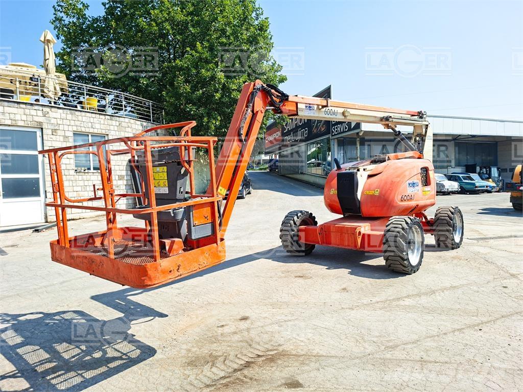 JLG 600AJ Alkūniniai keltuvai