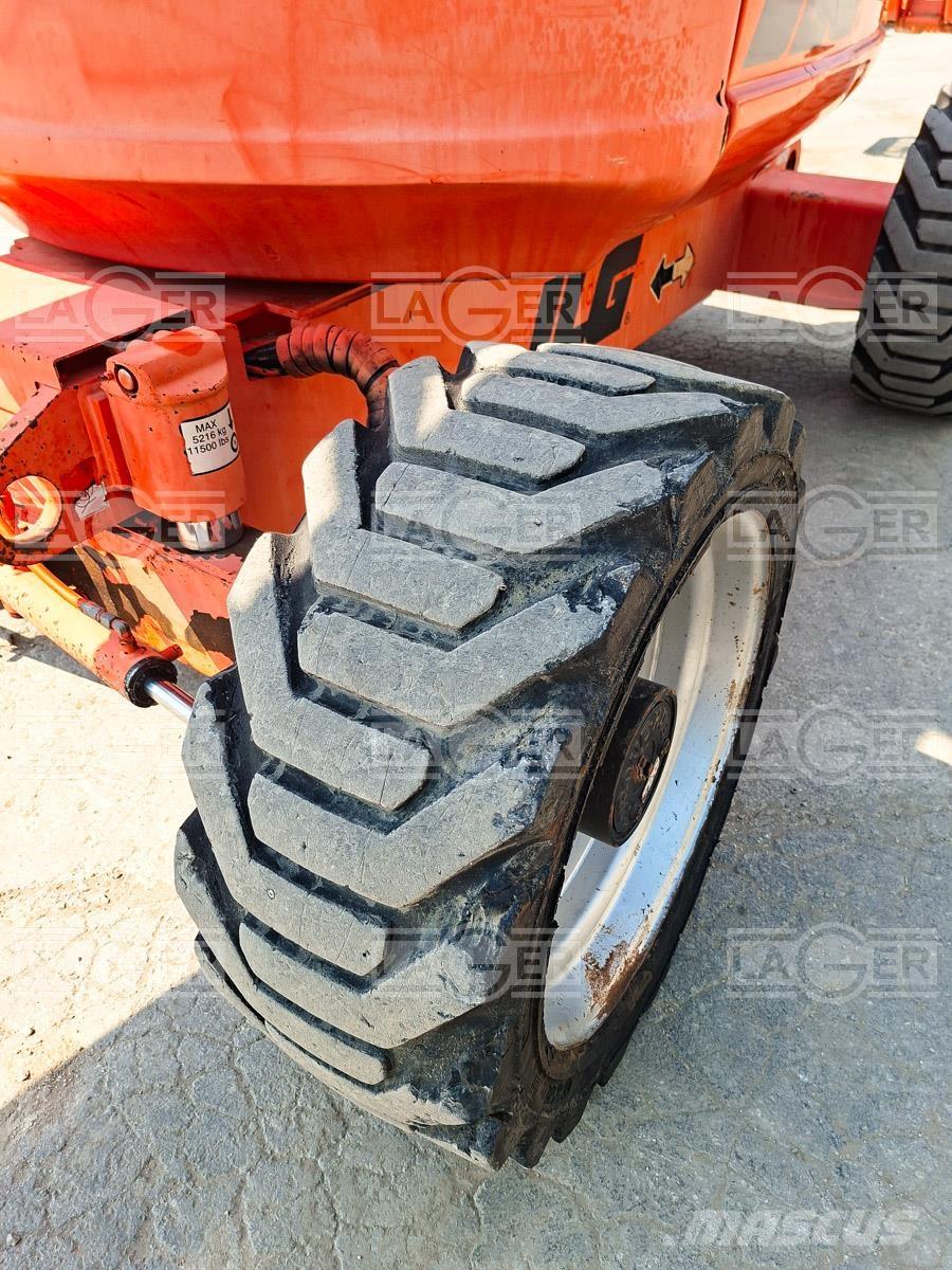 JLG 600AJ Alkūniniai keltuvai