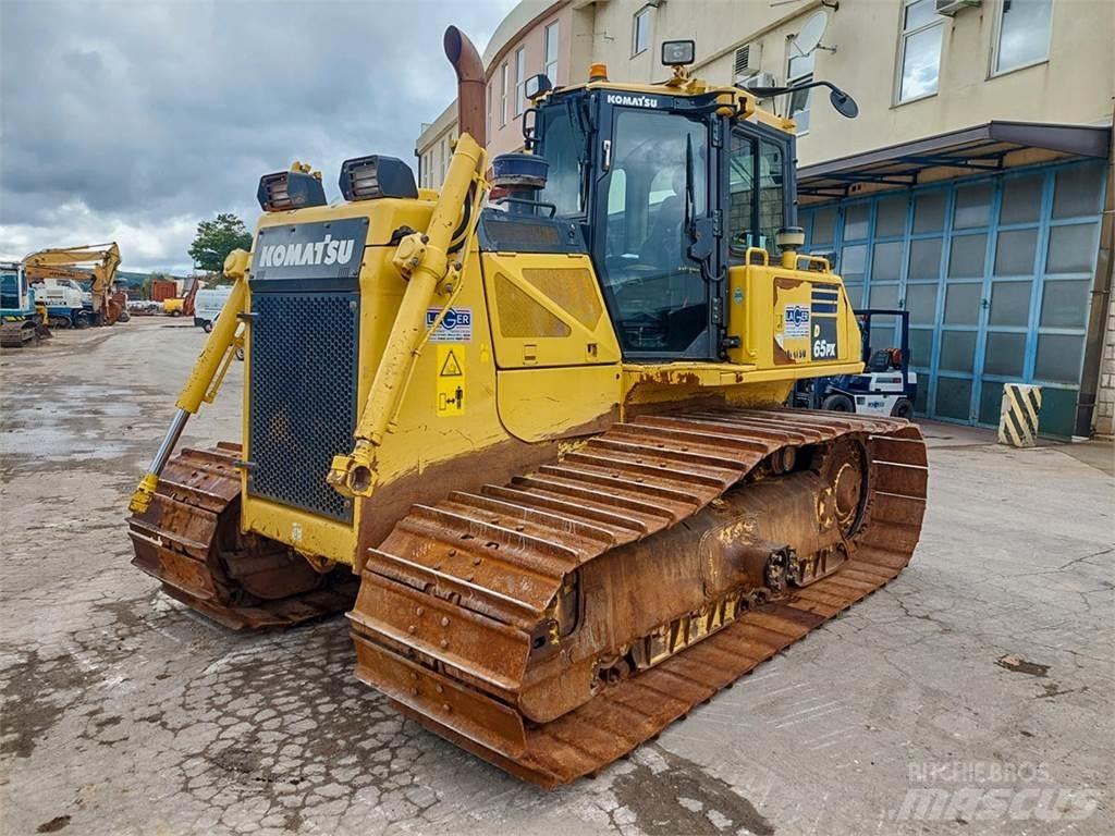 Komatsu D65PX-17 Vikšriniai buldozeriai