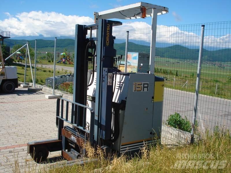 Komatsu FB15RS-8 Mažų aukščių keltuvai