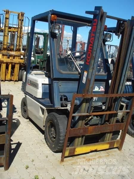 Komatsu FG15-15 Šakiniai krautuvai - Kita