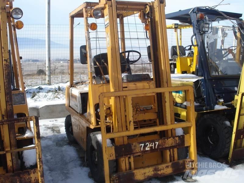 Komatsu FG15L-12 Šakiniai krautuvai - Kita