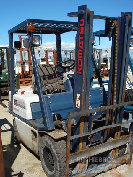 Komatsu FG15L-15 Šakiniai krautuvai - Kita