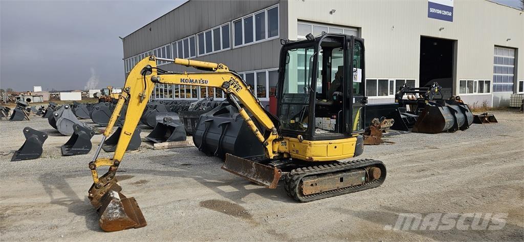Komatsu PC26MR-3 Mini ekskavatoriai < 7 t