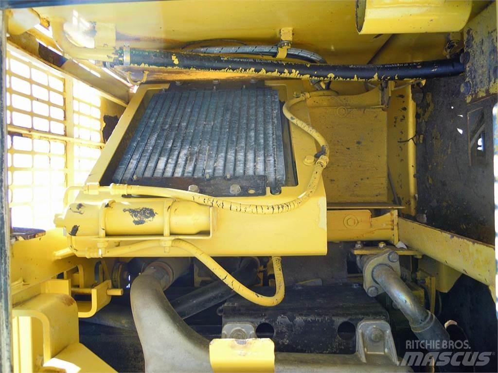 Komatsu PC340NLC-6K Vikšriniai ekskavatoriai