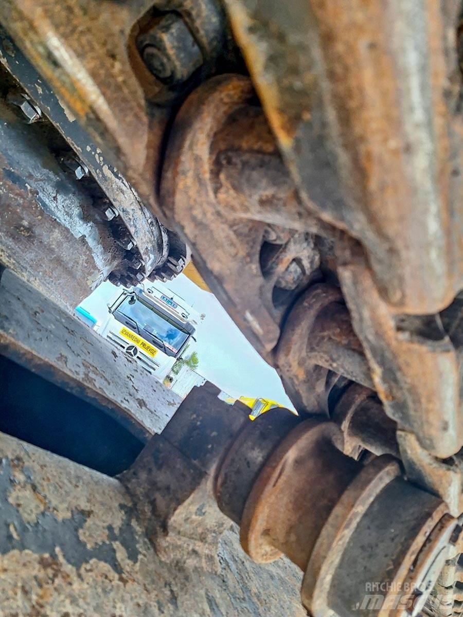 Komatsu PC340NLC-7K Vikšriniai ekskavatoriai