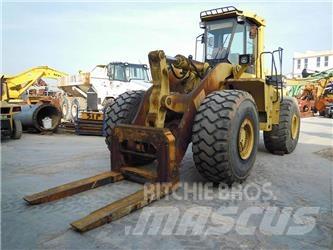 Komatsu WA500-1 Naudoti ratiniai krautuvai