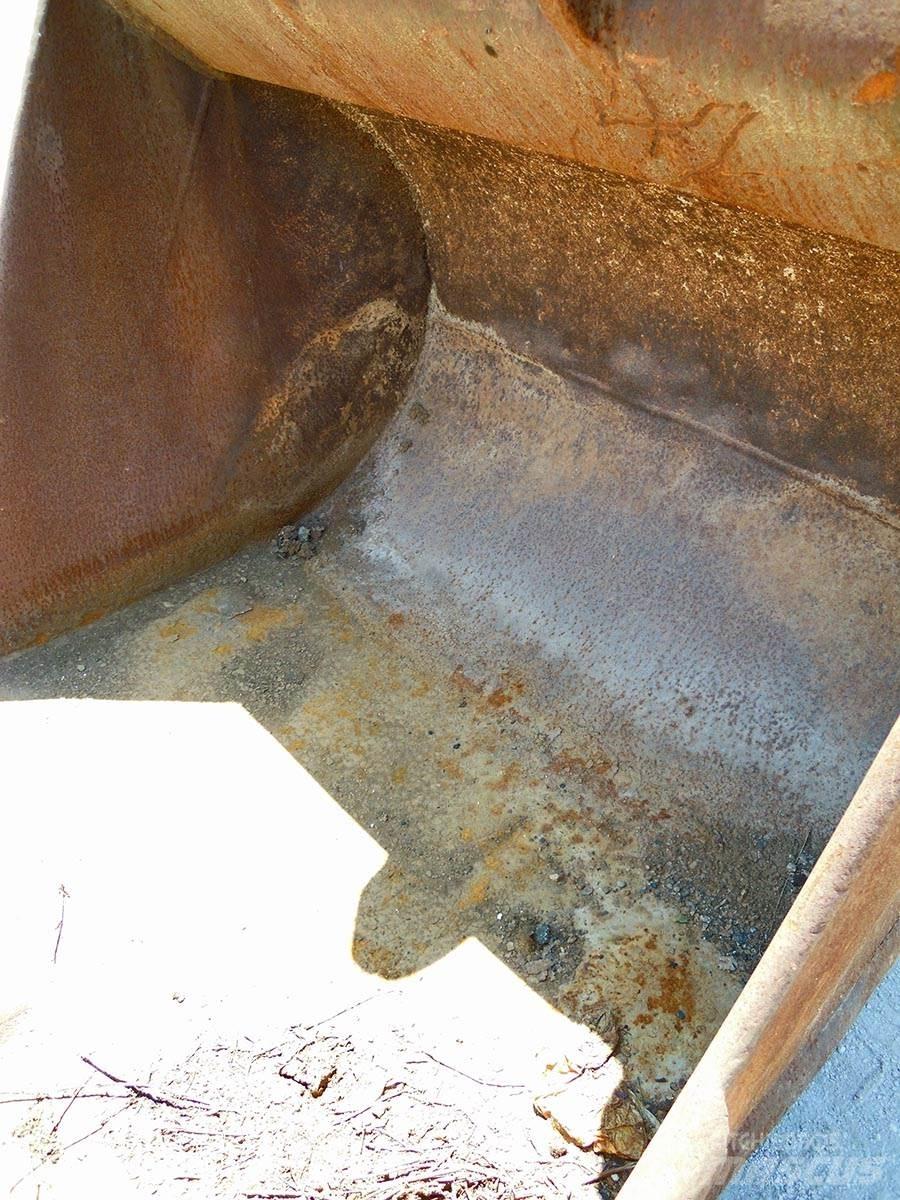  KORPA / BUCKET 1300mm 1,1m3 Statyba - Kita