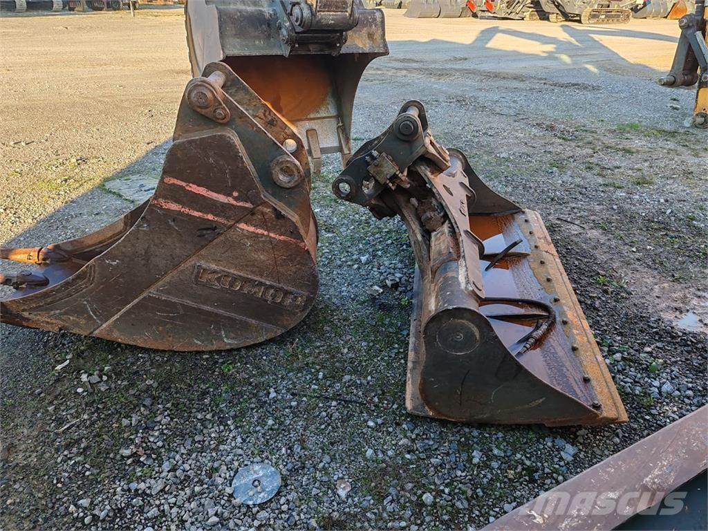 Liebherr A916 Ratiniai ekskavatoriai