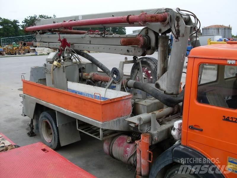 Mercedes-Benz 1113 Betono siurbliai