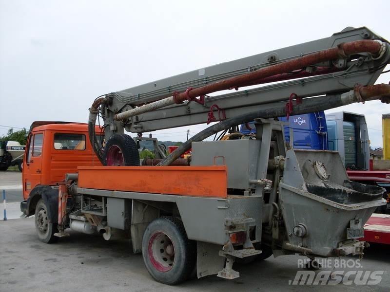 Mercedes-Benz 1113 Betono siurbliai