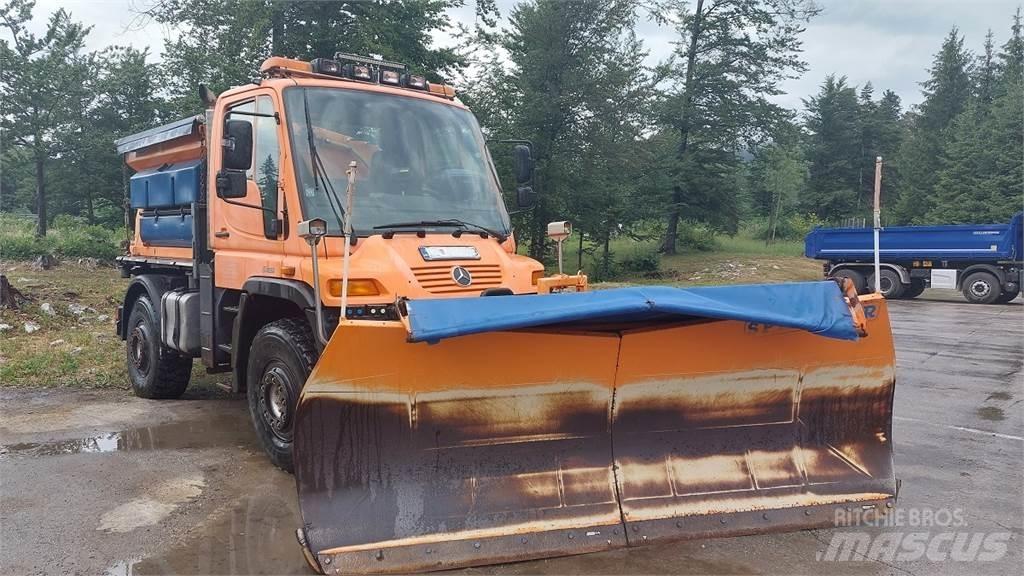 Mercedes-Benz Unimog U400 Visuotinės / bendrosios paskirties automobiliai