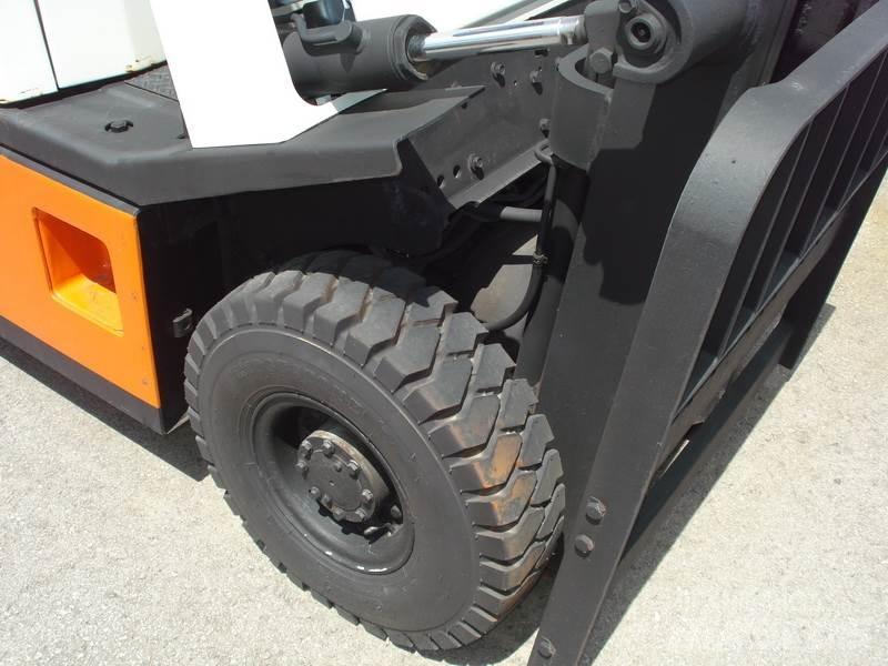 Nissan H01A15 LPG (dujiniai) krautuvai