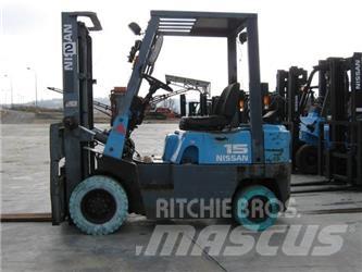 Nissan NJ01A15 LPG (dujiniai) krautuvai