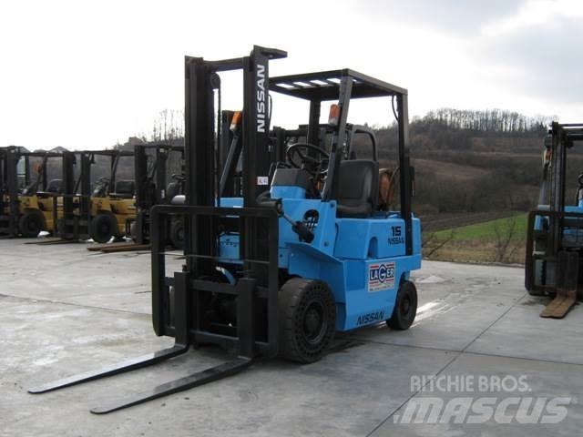 Nissan NJ01A15 LPG (dujiniai) krautuvai