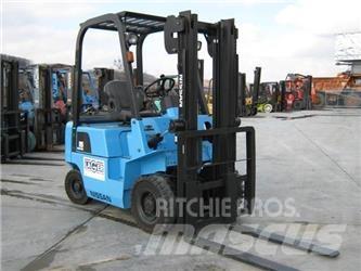 Nissan PJ01A15 LPG (dujiniai) krautuvai