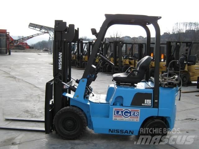 Nissan PJ01A15 LPG (dujiniai) krautuvai