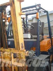 Toyota 80-5FDL25 Dyzeliniai krautuvai