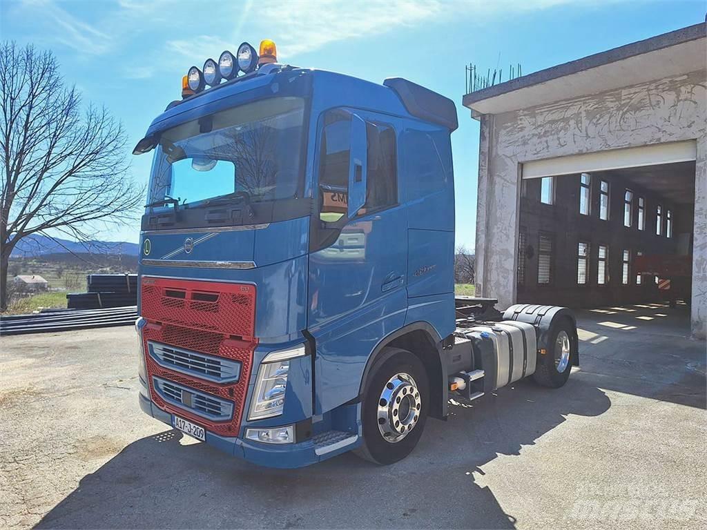 Volvo 460 Savivarčių priekabų vilkikai
