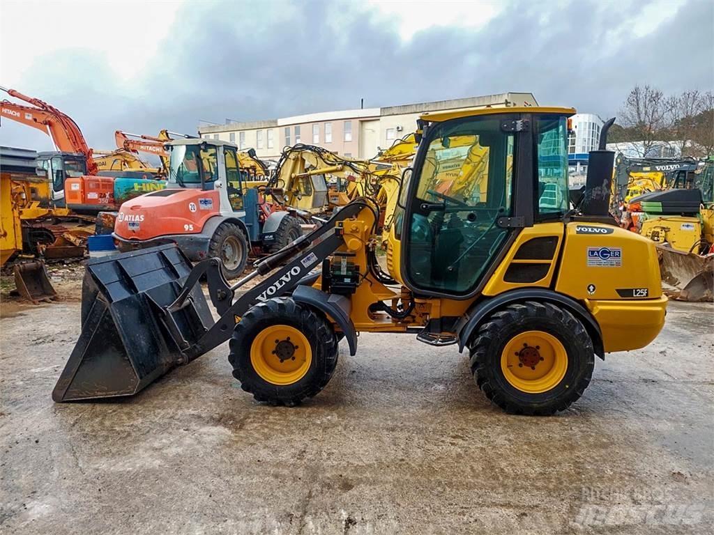 Volvo L25F Statyba - Kita
