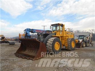 Volvo L330D Naudoti ratiniai krautuvai