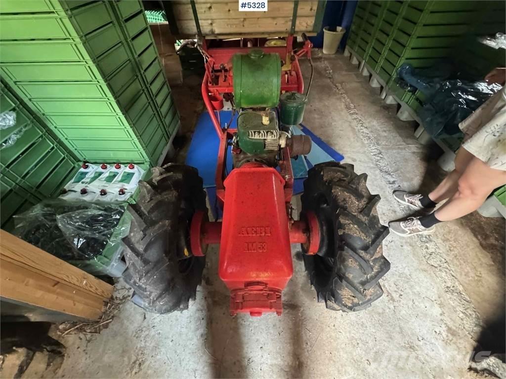 Aebi AM53 Traktoriai