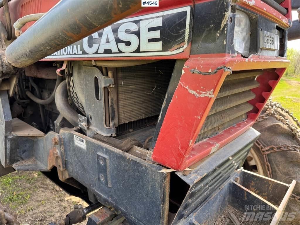 CASE 685 XL Traktoriai