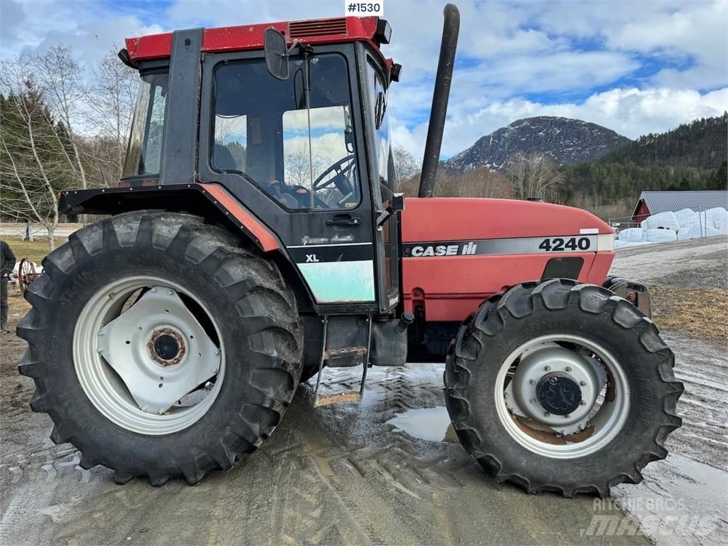 CASE IH 4240 XL Traktoriai