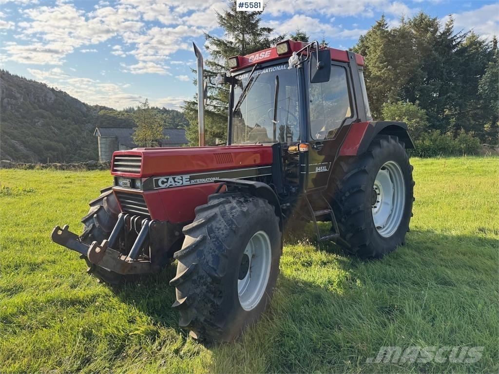 Case IH 845 XL Traktoriai