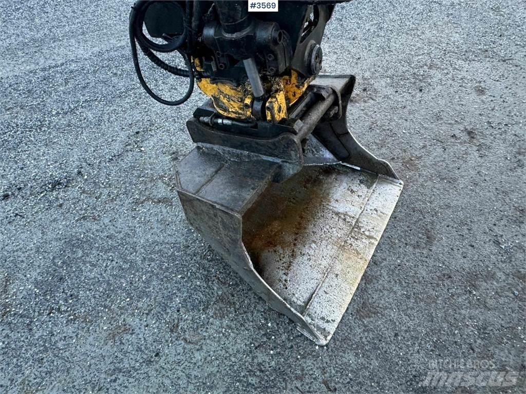 CAT 305 Vikšriniai ekskavatoriai
