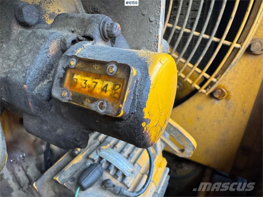 CAT 950 Naudoti ratiniai krautuvai