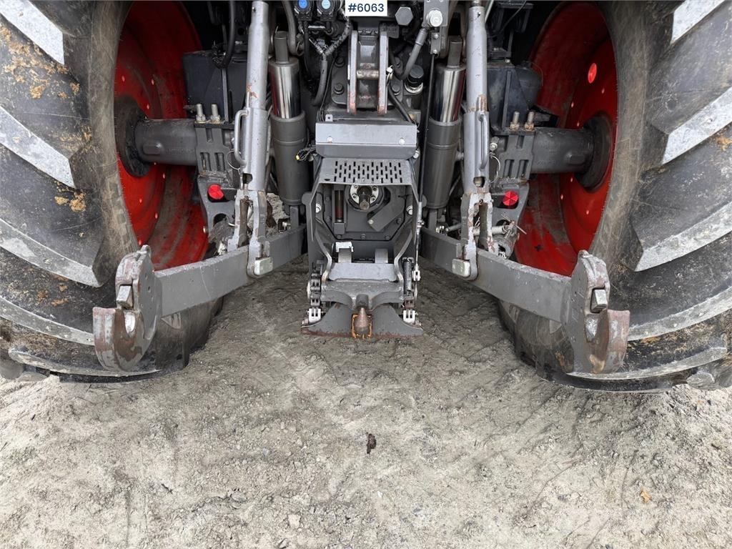 CLAAS Arion 460 Traktoriai