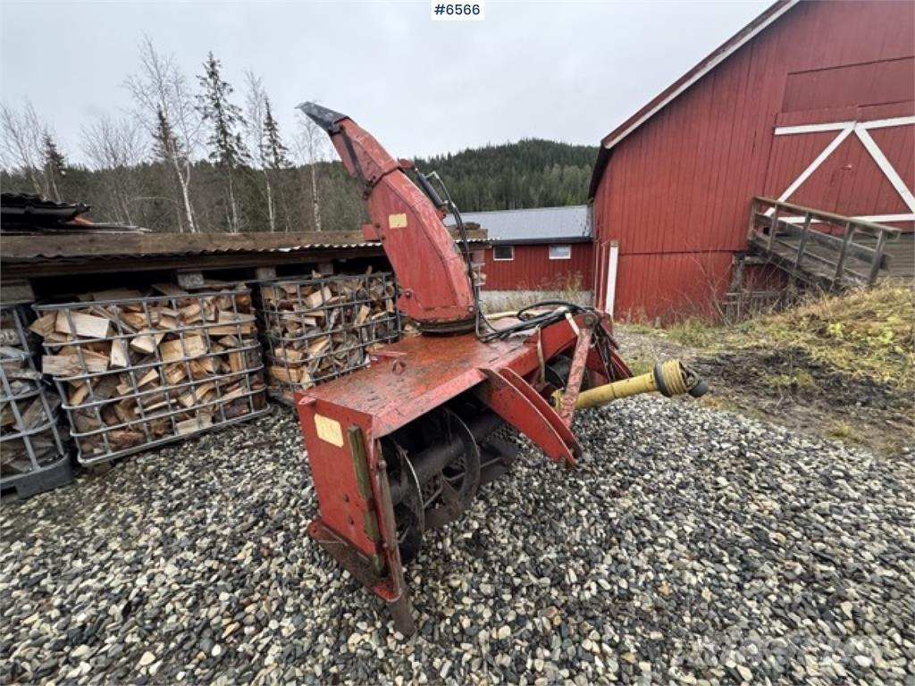 Dalen 2 trinns Sniego peiliai ir valytuvai