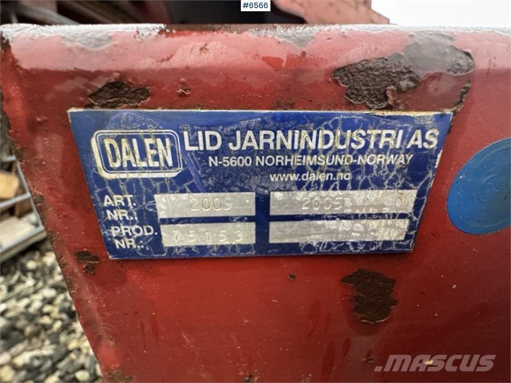 Dalen 2 trinns Sniego peiliai ir valytuvai