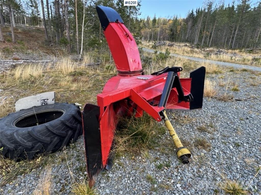 Dalen 978A Sniego peiliai ir valytuvai