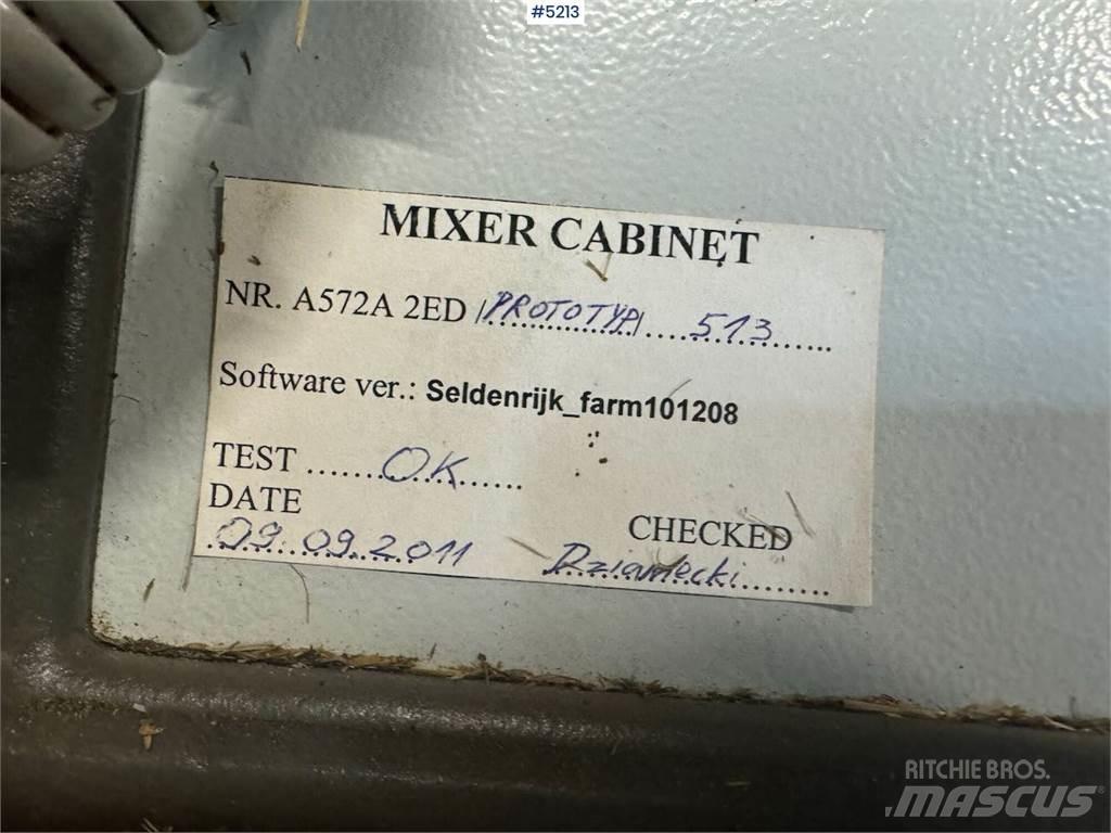 Delaval VSM 22 Pašarų maišytuvai-dalytuvai