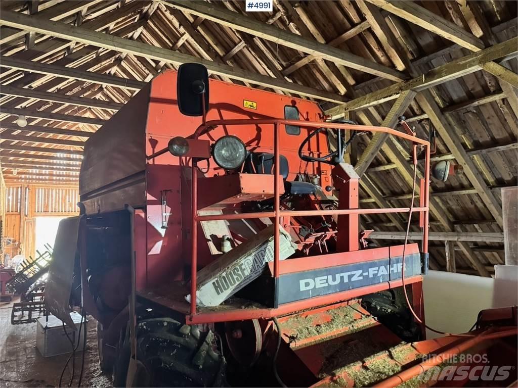 Deutz Fahr M660 Derliaus nuėmimo kombainai