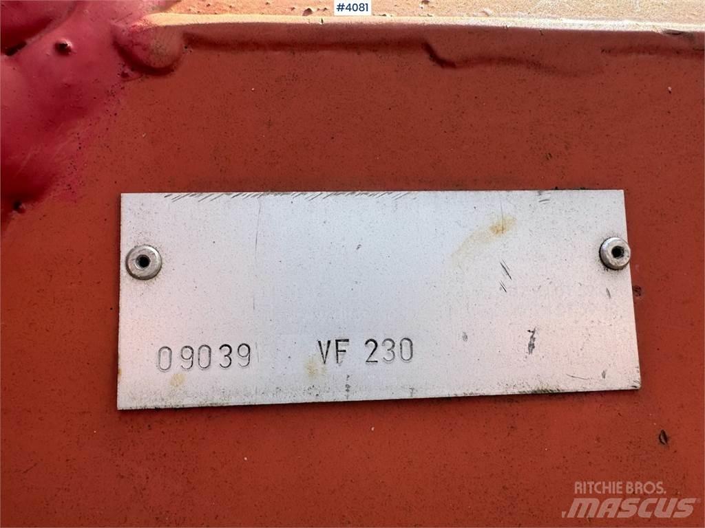 Duun VF 230 Sniego peiliai ir valytuvai