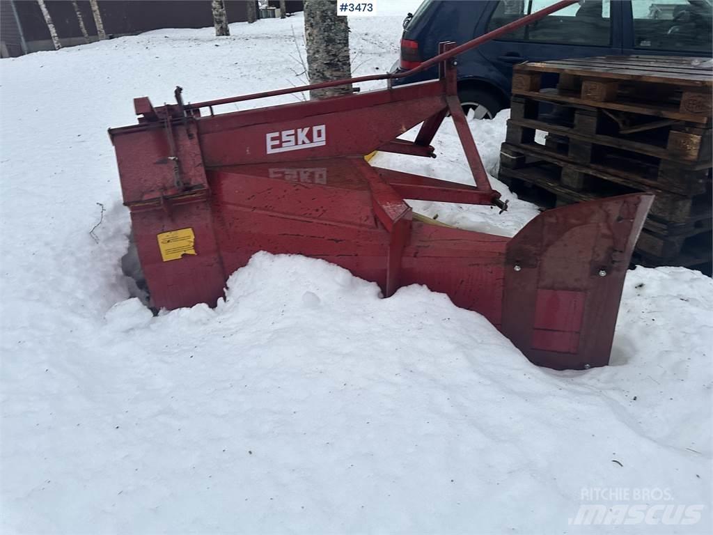 Esko snøfres Sniego pūstuvai