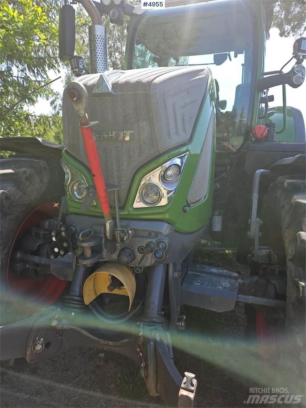 Fendt 724 Vario Traktoriai