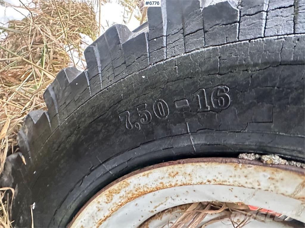 Ford 4600 Traktoriai