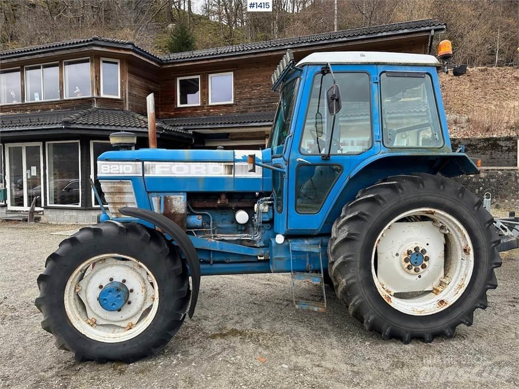 Ford 8210 Traktoriai