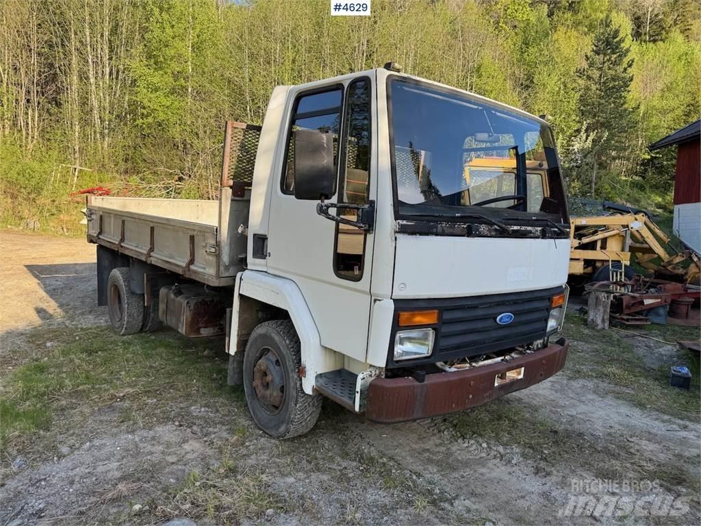 Ford Cargo 0813 Kita