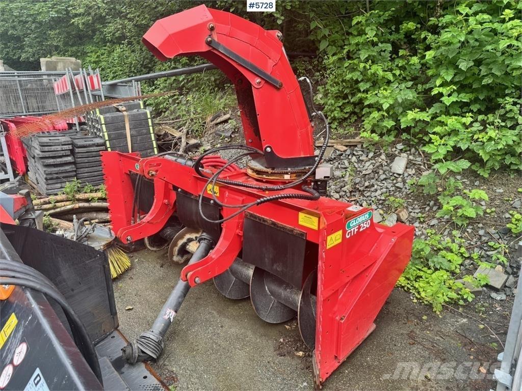 Globus GTF 250-19 Sniego peiliai ir valytuvai