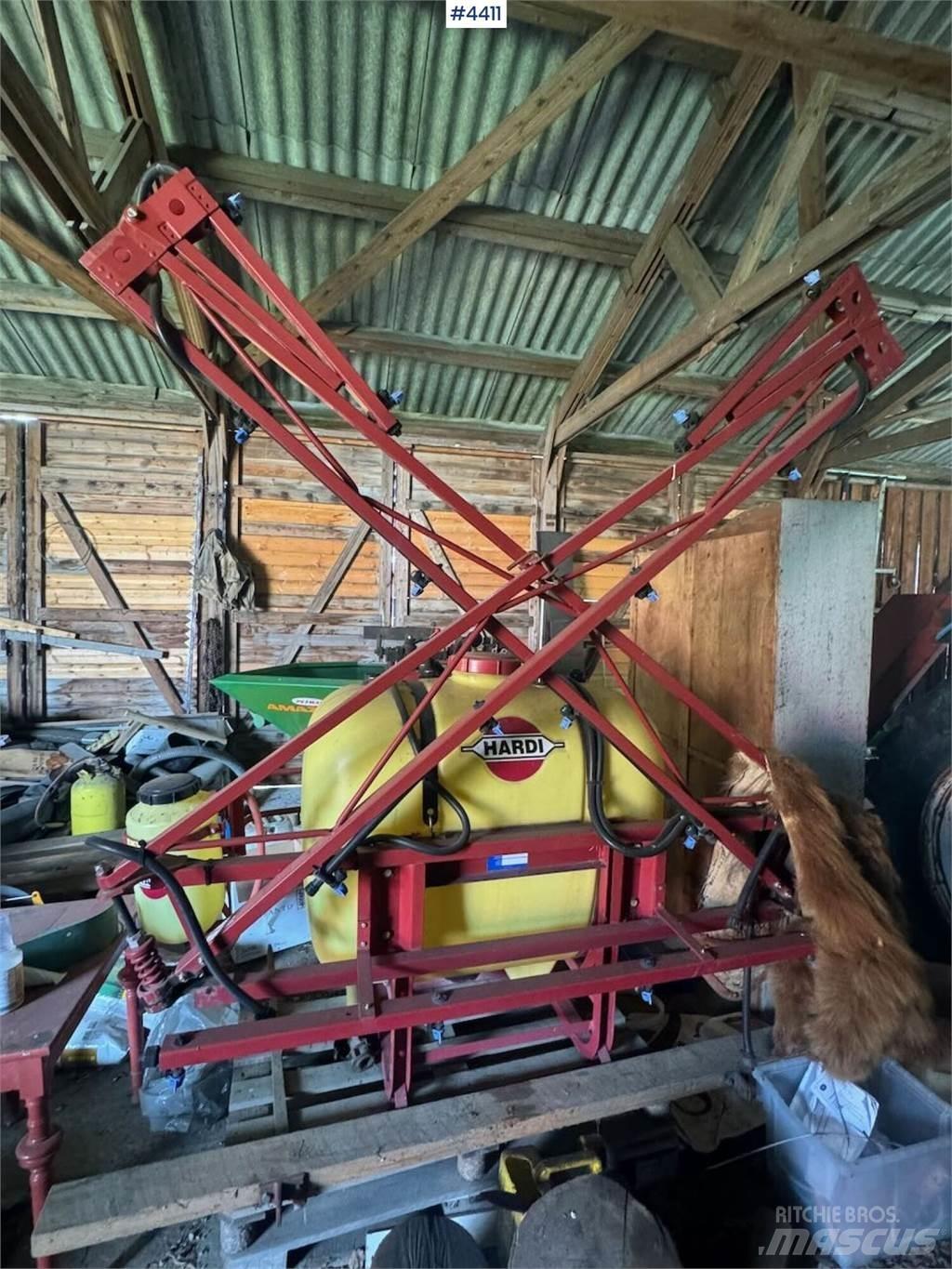Hardi NK 400 Prikabinami purkštuvai