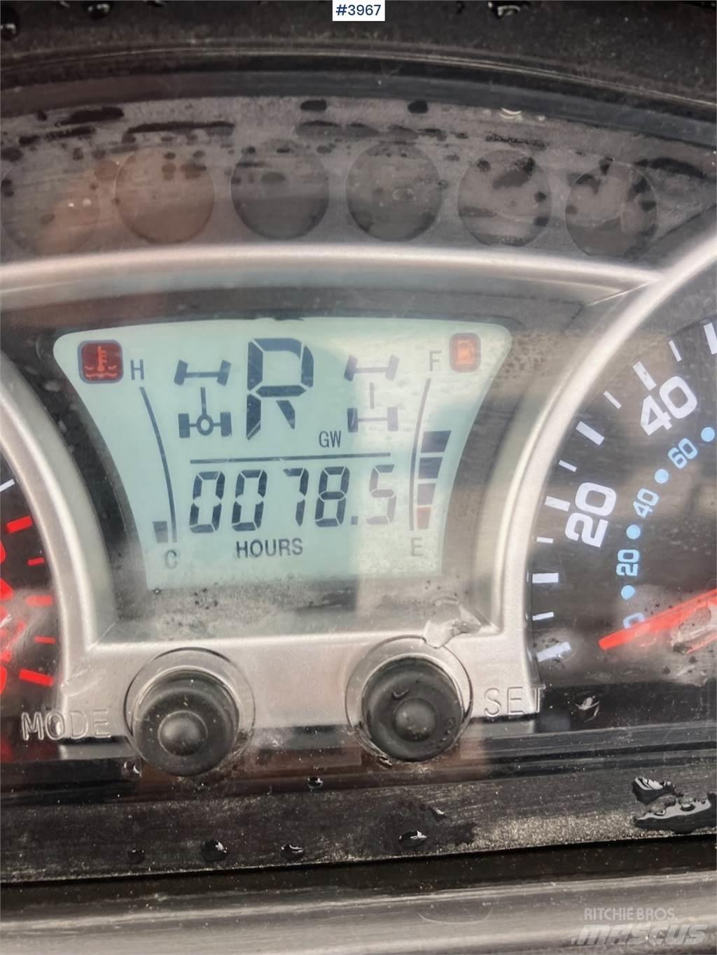  HSUN 750 Traktoriai