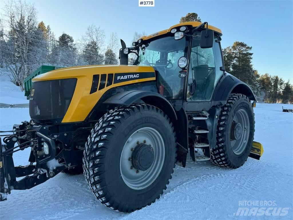 JCB Fastrac 8250 Traktoriai