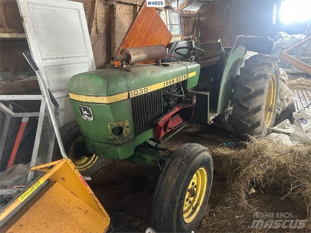 John Deere 1030 Traktoriai